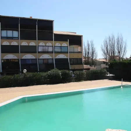Village Naturiste Port Venus Enigma * آجد